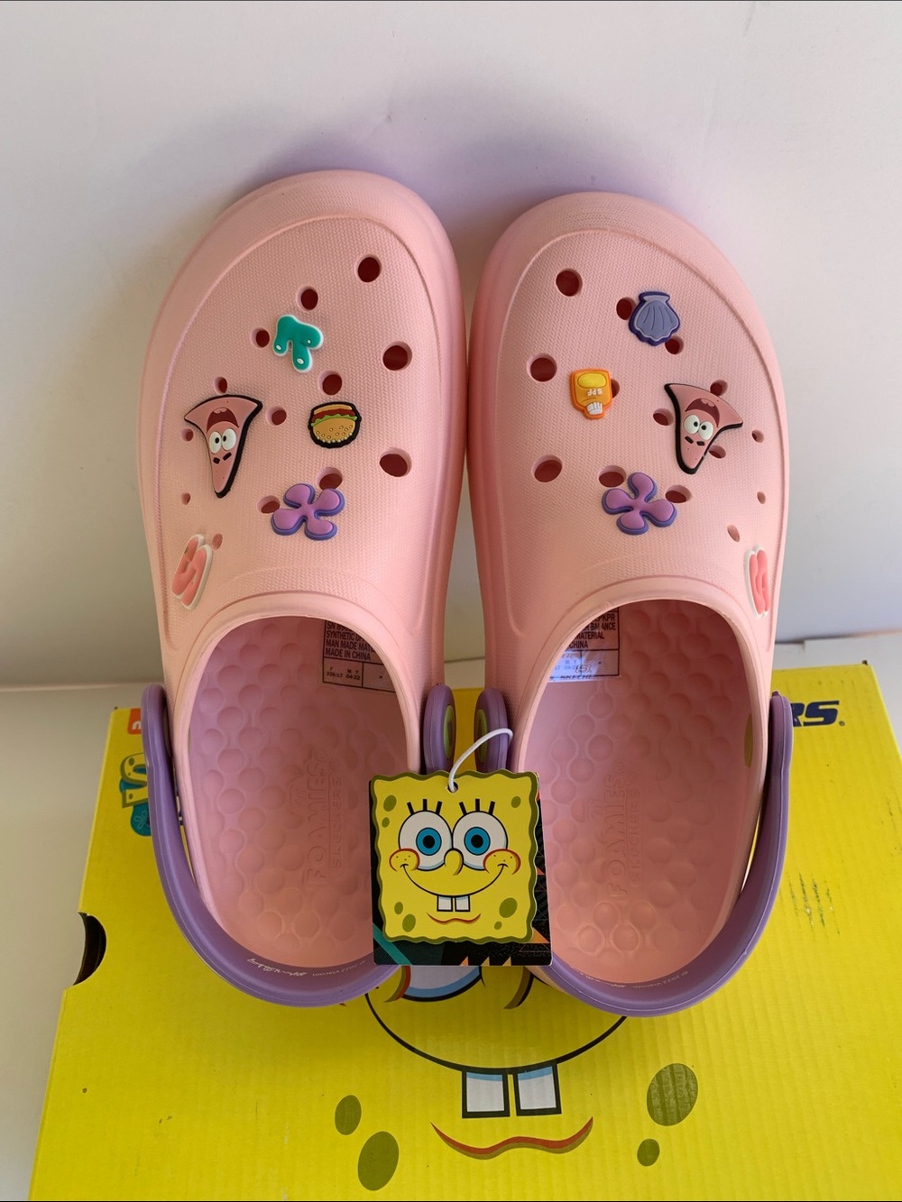 Skechers  Women’s  Pink Clog Sandals with Purple Strap and Cartoon Charms Size 7
